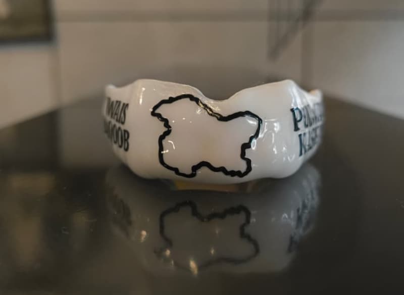 Mouthguard product showcase